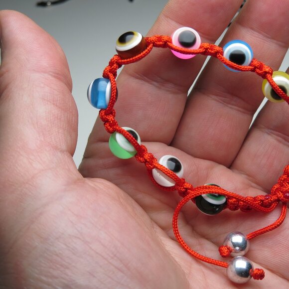 Red Evil Eye Red string Bracelet Good Luck Protection Bracelet - Picture 3 of 3
